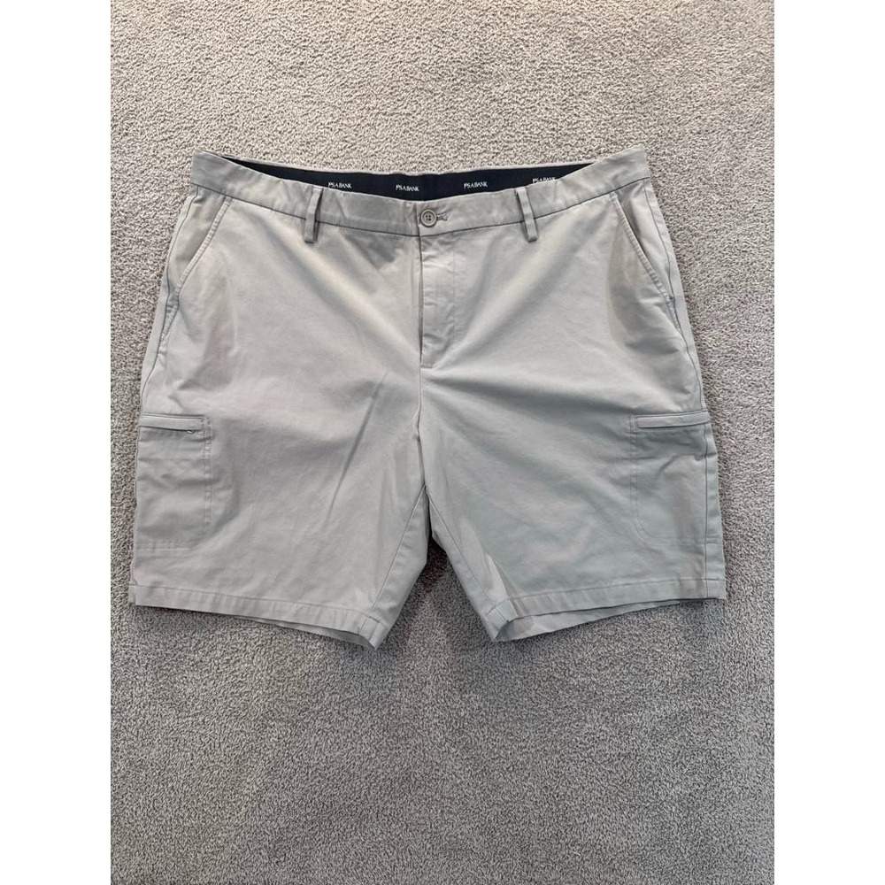 Jos A Bank Traveler Shorts Men's Size 40 Tailored Fit Gray Casual Chino